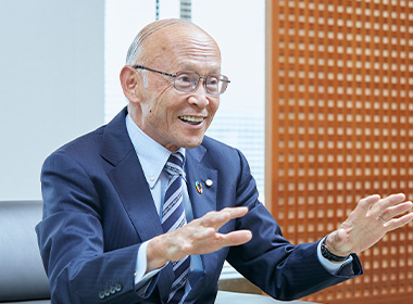 社外取締役(独立役員)宇治 則孝 写真
