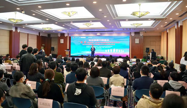 上海地区の病院研修医による一般市民への健康知識啓発活動